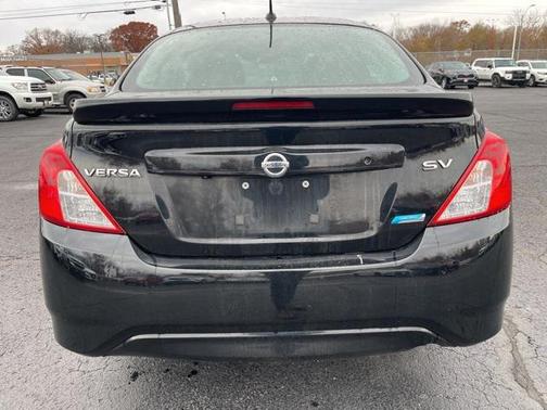 2016 Nissan Versa 1.6 SV