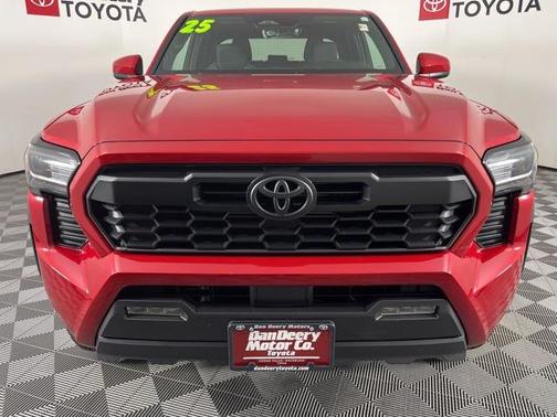 2025 Toyota Tacoma TRD Off Road