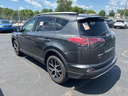 2018 Toyota RAV4 SE