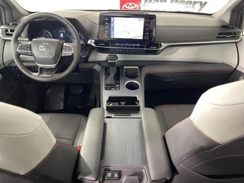 2024 Toyota Sienna XSE 7 Passenger