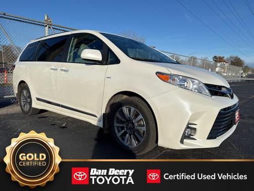 2020 Toyota Sienna XLE Premium
