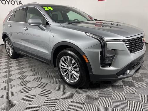 2024 Cadillac XT4 Premium Luxury