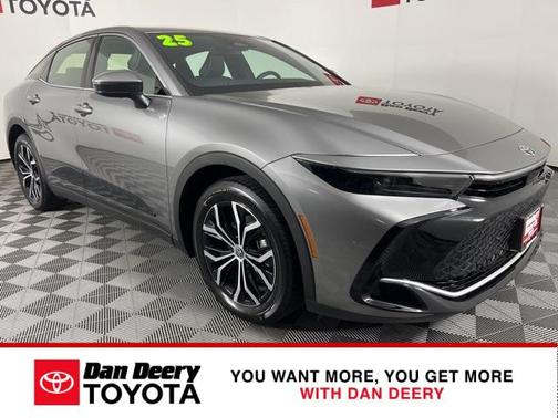 2025 Toyota Crown XLE