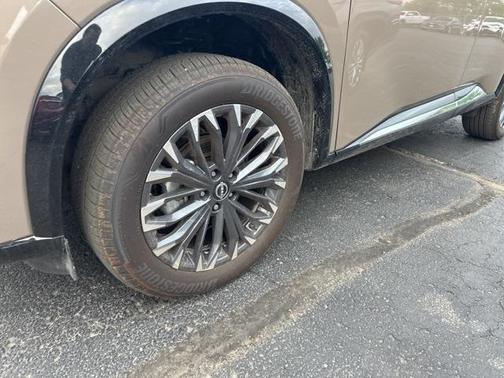2024 Nissan Rogue Platinum