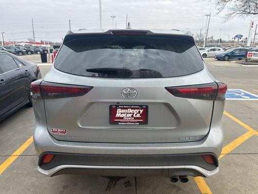 2025 Toyota Highlander XSE