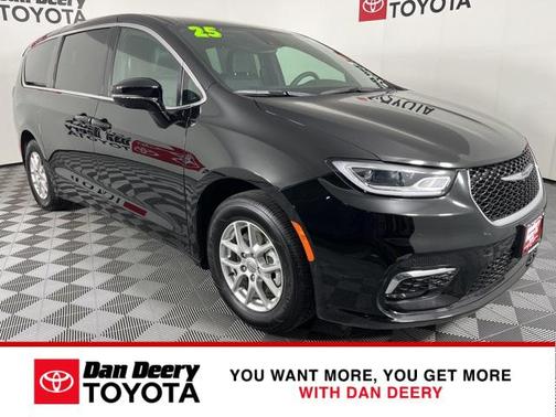 2025 Chrysler Pacifica L