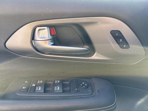 2025 Chrysler Pacifica L