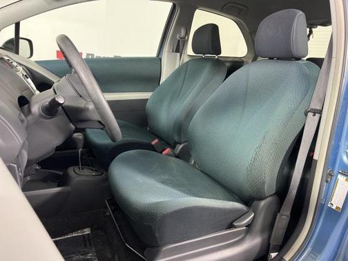 2007 Toyota Yaris Base