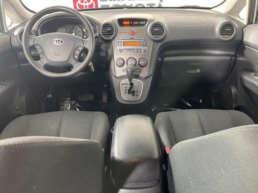 2008 Kia Rondo LX