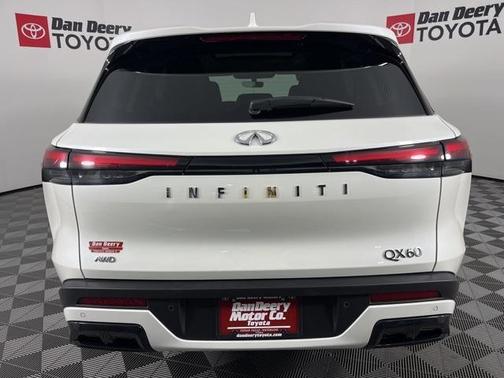 2025 INFINITI QX60 Luxe