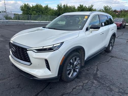 2025 INFINITI QX60 Luxe