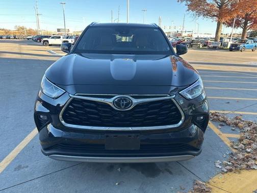 2020 Toyota Highlander Platinum