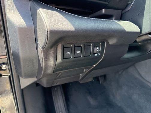 Crystal Black Silica 2023 Subaru Ascent Limited 7-Passenger