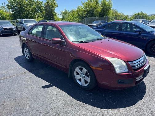 Red 2007 Ford Fusion SE