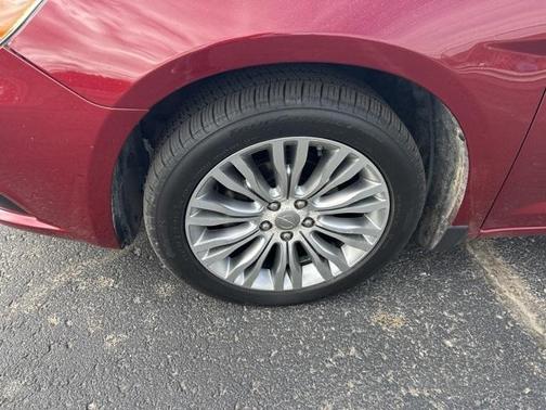 2013 Chrysler 200 Limited