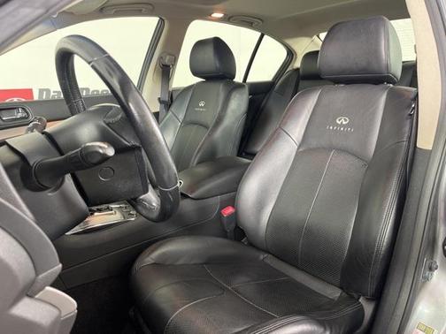 2011 INFINITI G25x Base