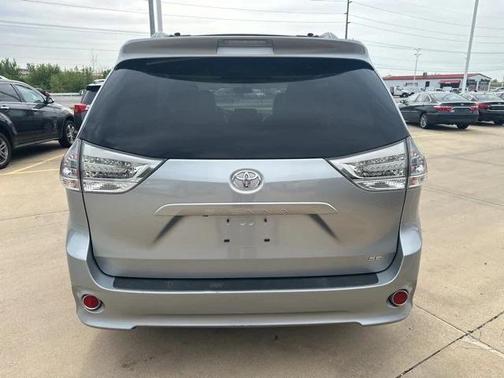 2013 Toyota Sienna SE