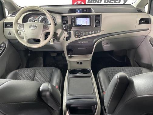 2013 Toyota Sienna SE