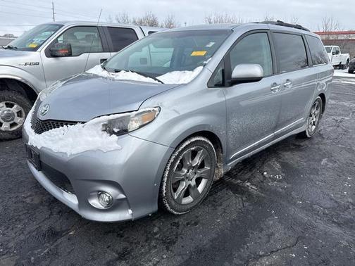 2013 Toyota Sienna SE