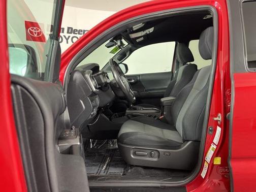 2020 Toyota Tacoma TRD Sport