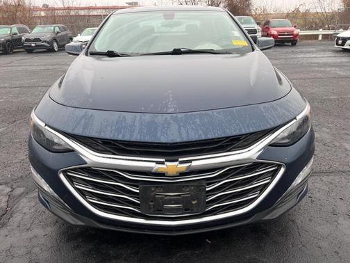 2021 Chevrolet Malibu FWD LT