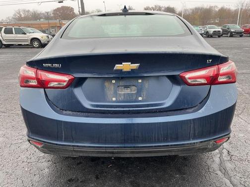 2021 Chevrolet Malibu FWD LT