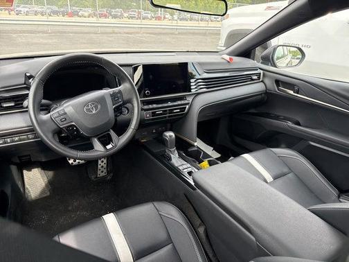 Midnight Black Metallic 2025 Toyota Camry SE