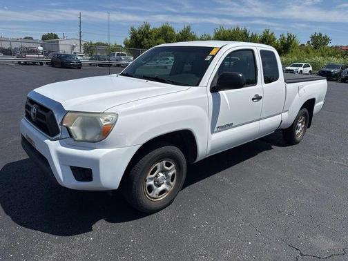 Super White 2013 Toyota Tacoma Base
