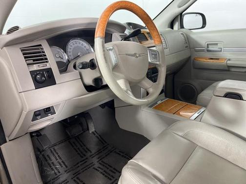 2008 Chrysler Aspen Limited