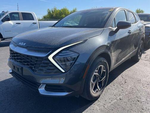 Gravity Gray 2024 Kia Sportage LX