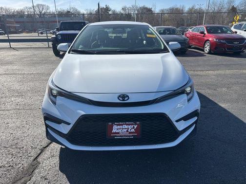 Ice Cap 2026 Toyota Corolla SE