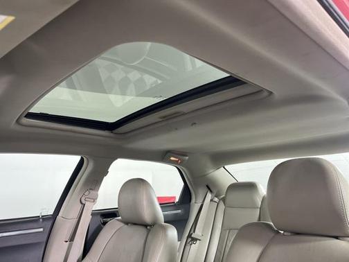 2007 Chrysler 300C Base