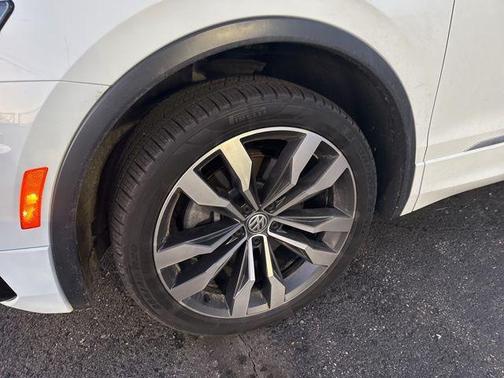 2021 Volkswagen Tiguan 2.0T SEL R-Line 4MOTION