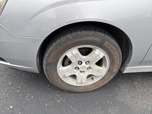2005 Chevrolet Malibu Base