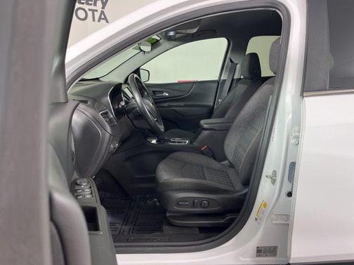 Summit White 2023 Chevrolet Equinox 1LT