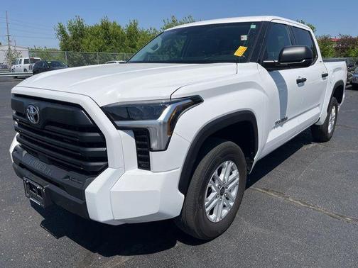 Ice Cap 2023 Toyota Tundra SR5
