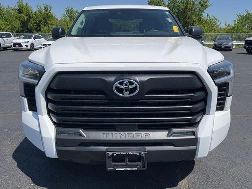 Ice Cap 2023 Toyota Tundra SR5