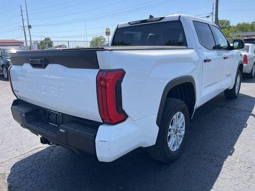 Ice Cap 2023 Toyota Tundra SR5