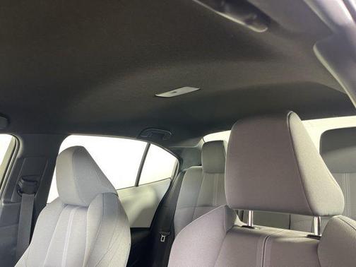 2025 Toyota Corolla Hybrid SE