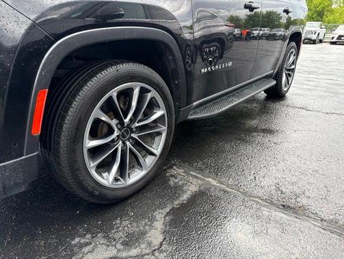Diamond Black Crystal Pearlcoat 2022 Jeep Wagoneer Series II 4x4