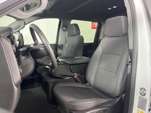 2024 Chevrolet Silverado 2500 Custom