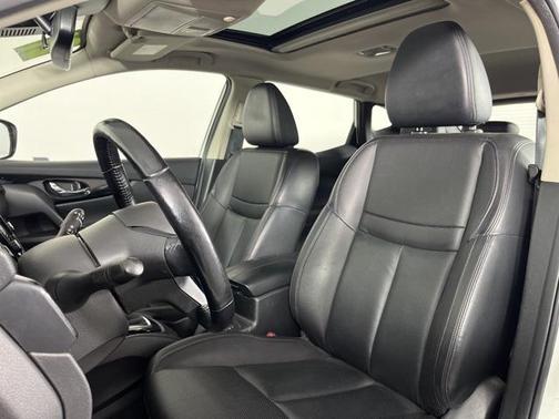 2021 Nissan Rogue Sport SL
