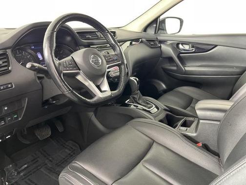 2021 Nissan Rogue Sport SL