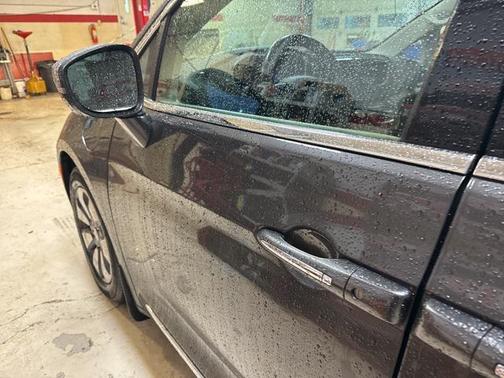 2018 Chrysler Pacifica Hybrid Limited