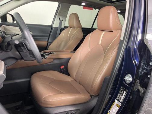 Blueprint 2024 Toyota Grand Highlander Platinum