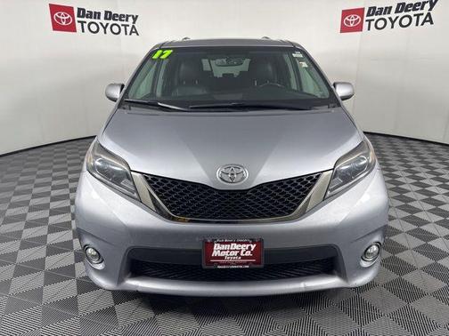 2017 Toyota Sienna SE Premium