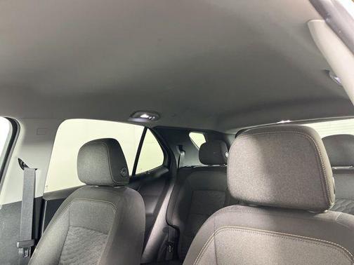 Silver Ice Metallic 2020 Chevrolet Equinox 1LT