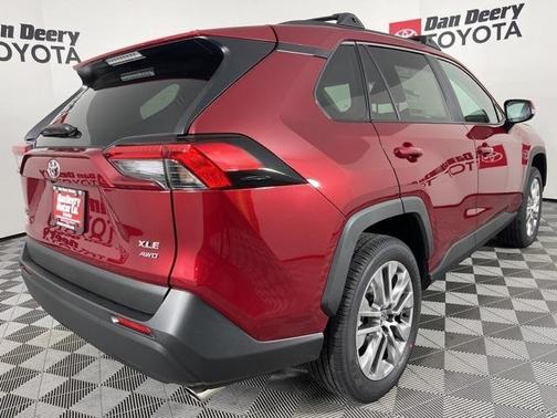 2025 Toyota RAV4 XLE Premium