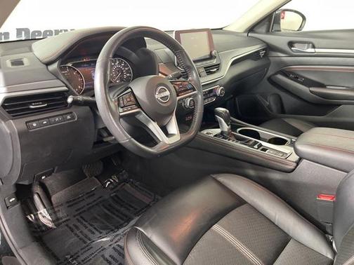 2023 Nissan Altima SR Intelligent AWD