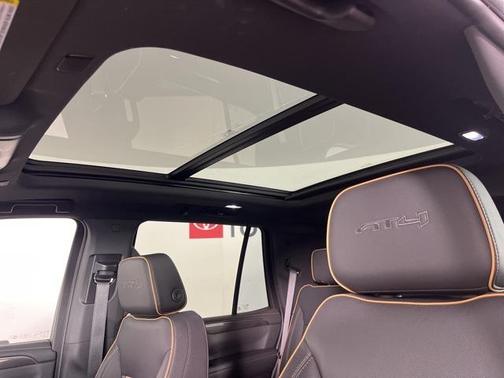 2023 GMC Yukon 4WD AT4